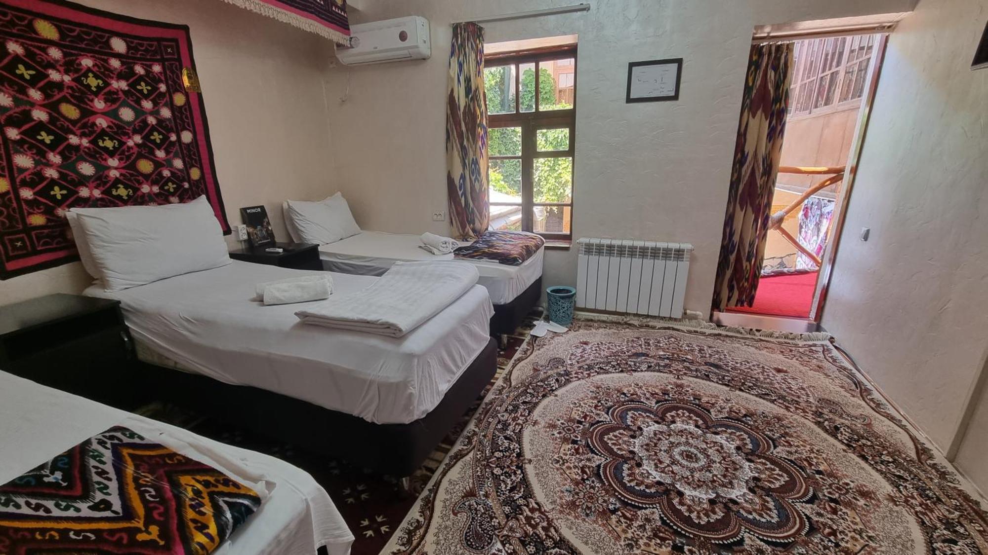 Hotel Registon Zargaron Semerkant Oda fotoğraf